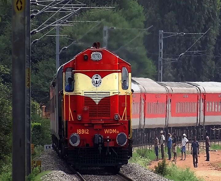Southern Railway Runs Special Trains Amid Flight Disruptions