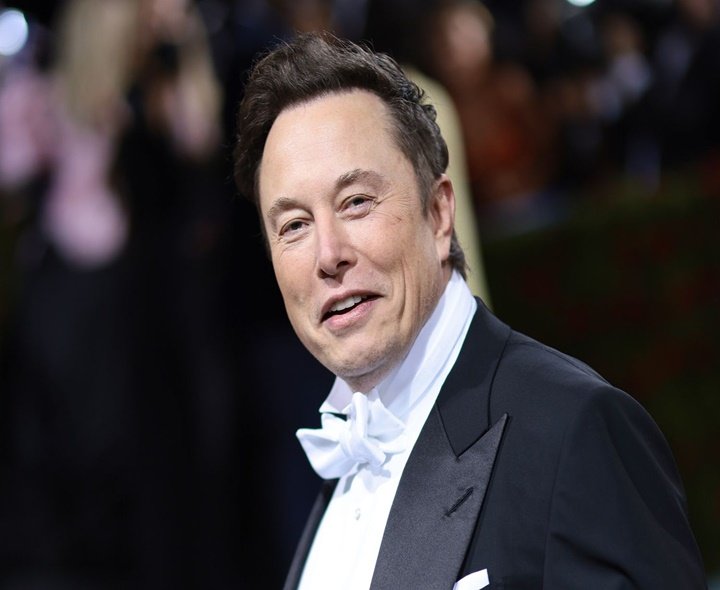 SpaceX Adds Billions In Debt, Lowers Interest Burden