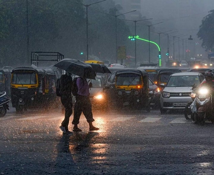 IMD Issues Rain Alert For Delhi Today