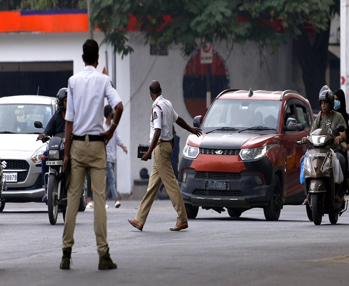 Delhi Cracks Down: 9,000 Challans, 500 Inspections In A Day