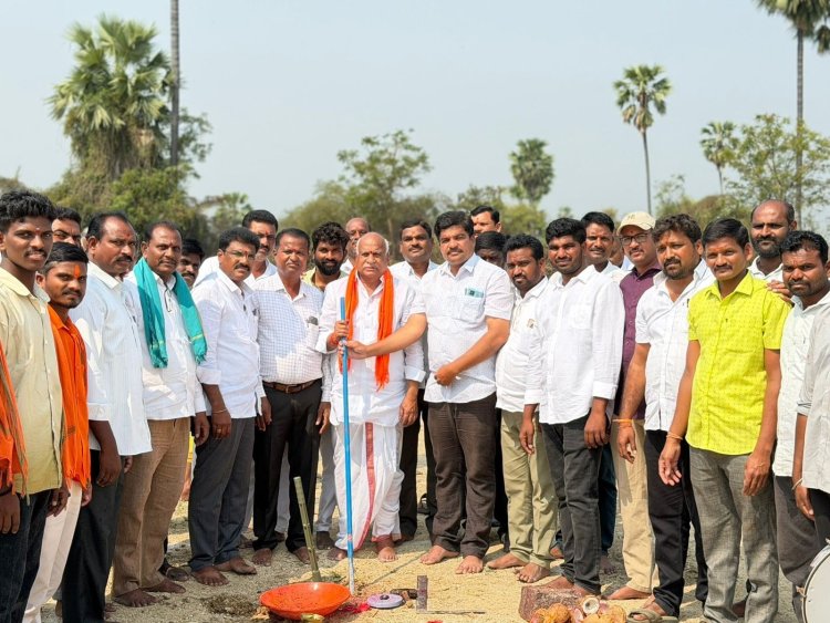 భీమన్న ఆలయ నిర్మాణానికి ఎమ్మెల్యే భూమి పూజ